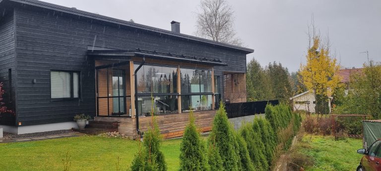 porrashuoneremontin LED-valaistuksen asennus